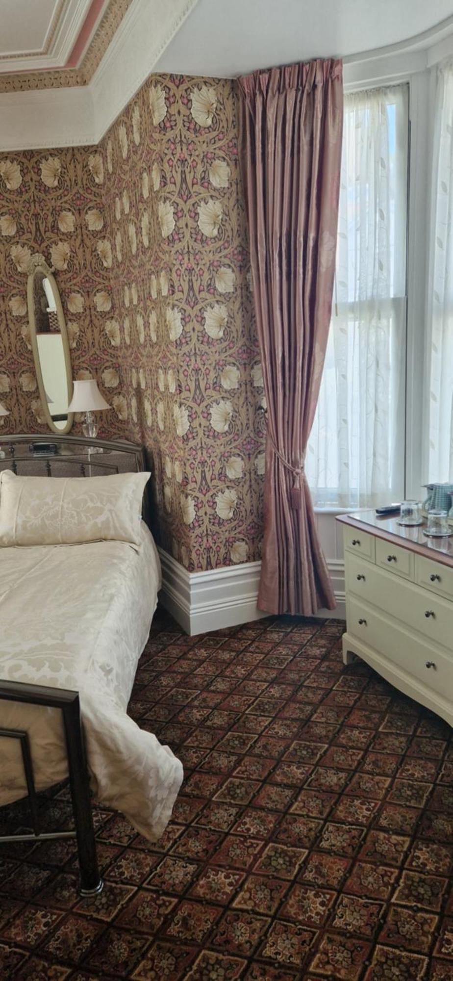 فندق Christleton House لاندودنو المظهر الخارجي الصورة