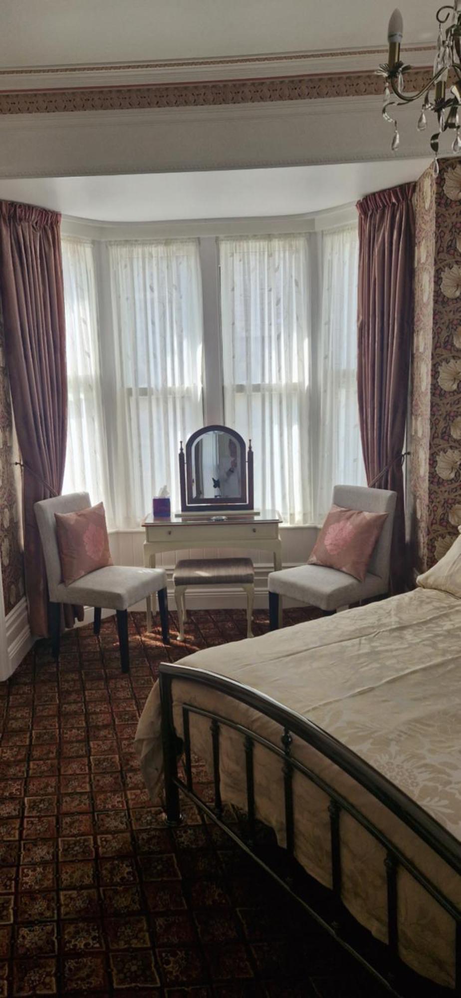 فندق Christleton House لاندودنو المظهر الخارجي الصورة