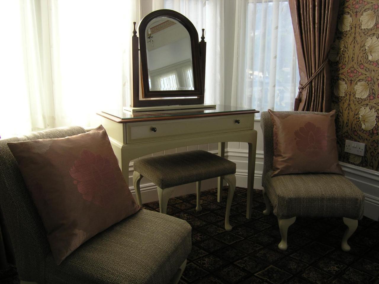 فندق Christleton House لاندودنو المظهر الخارجي الصورة