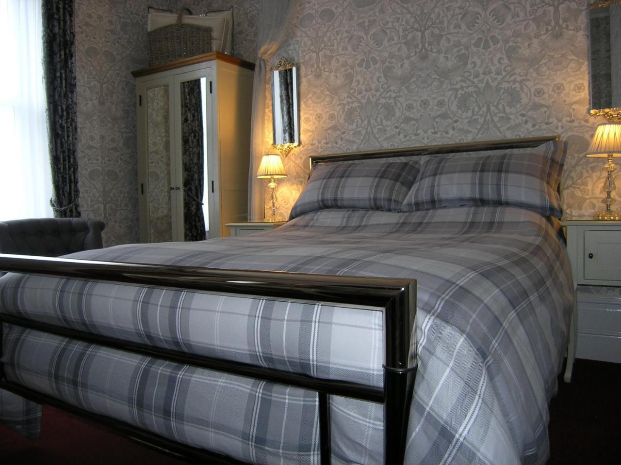 فندق Christleton House لاندودنو المظهر الخارجي الصورة